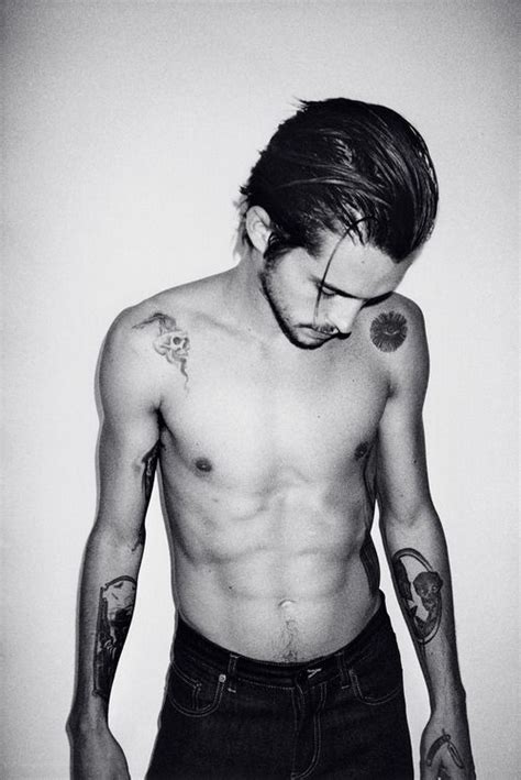 rip dylan rieder body.